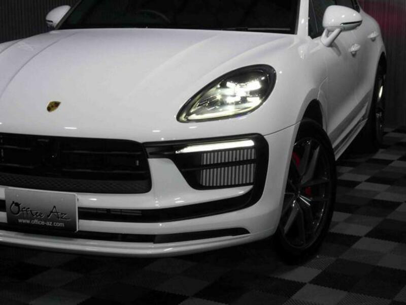 MACAN