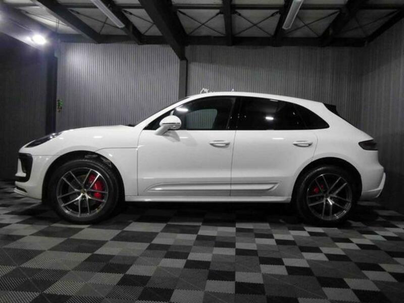 MACAN