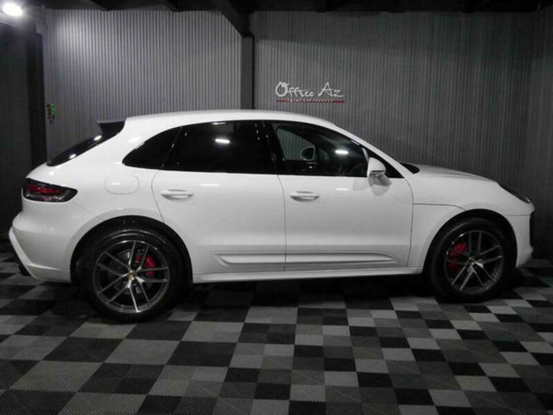 MACAN