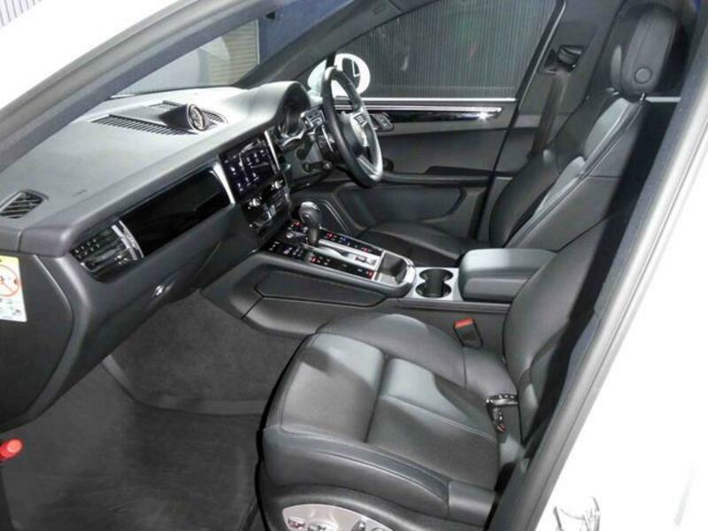 MACAN