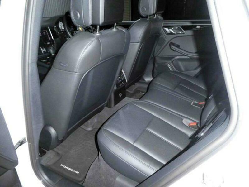 MACAN