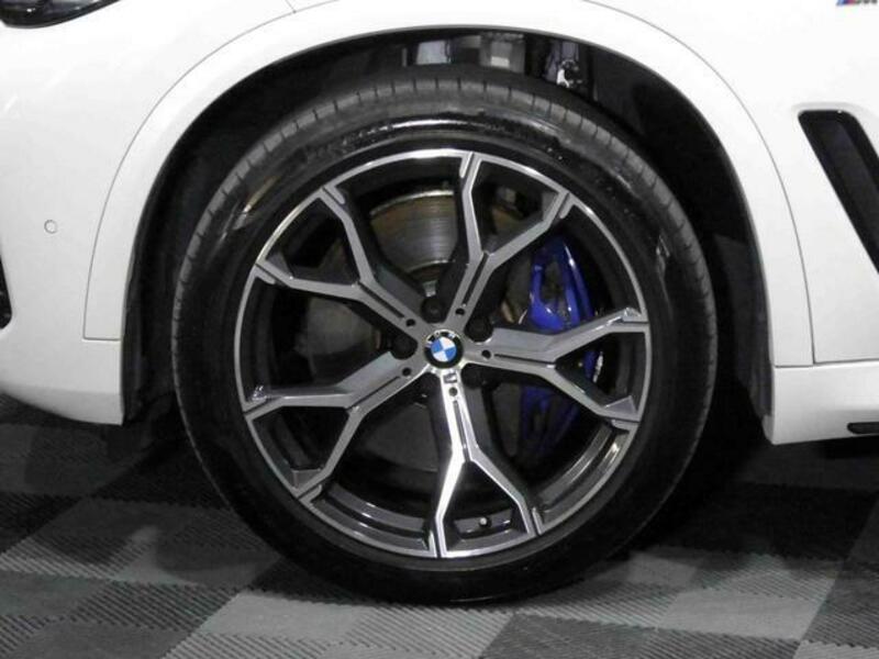X5