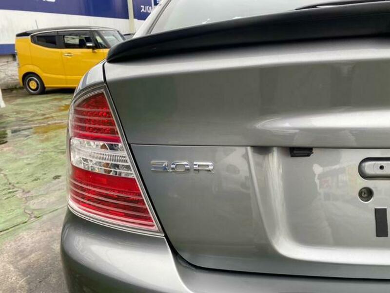 LEGACY B4