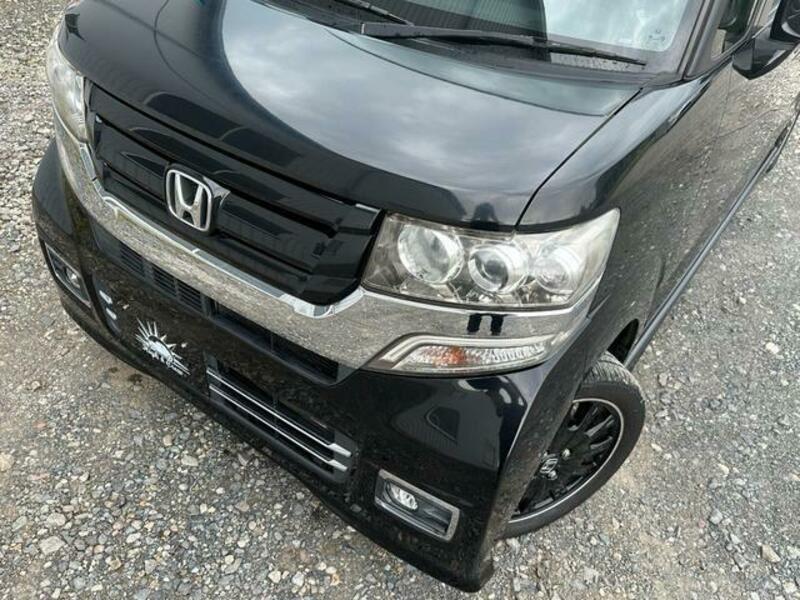 N BOX CUSTOM
