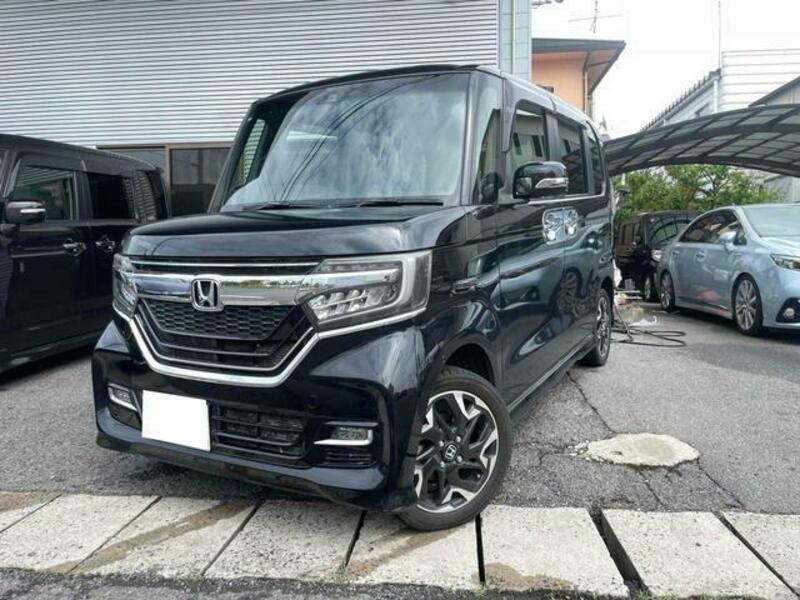 HONDA N BOX CUSTOM