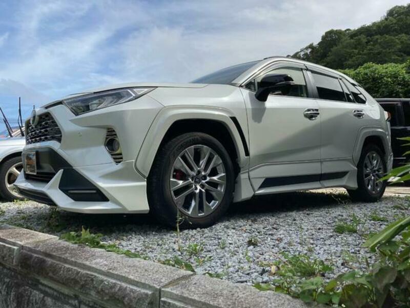 RAV4