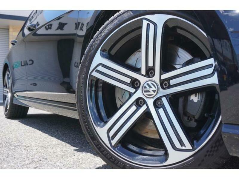 GOLF R