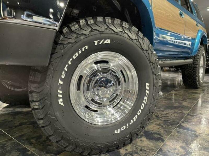 HILUX SURF