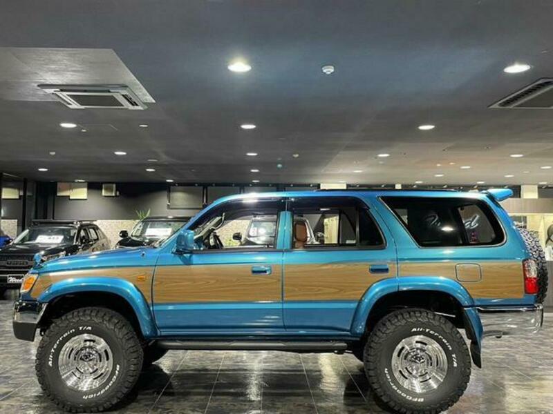 HILUX SURF