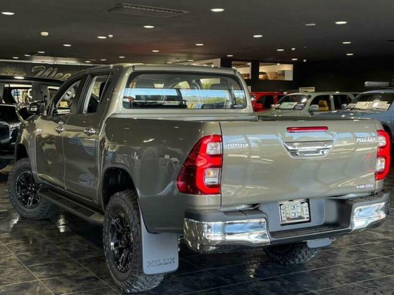 HILUX