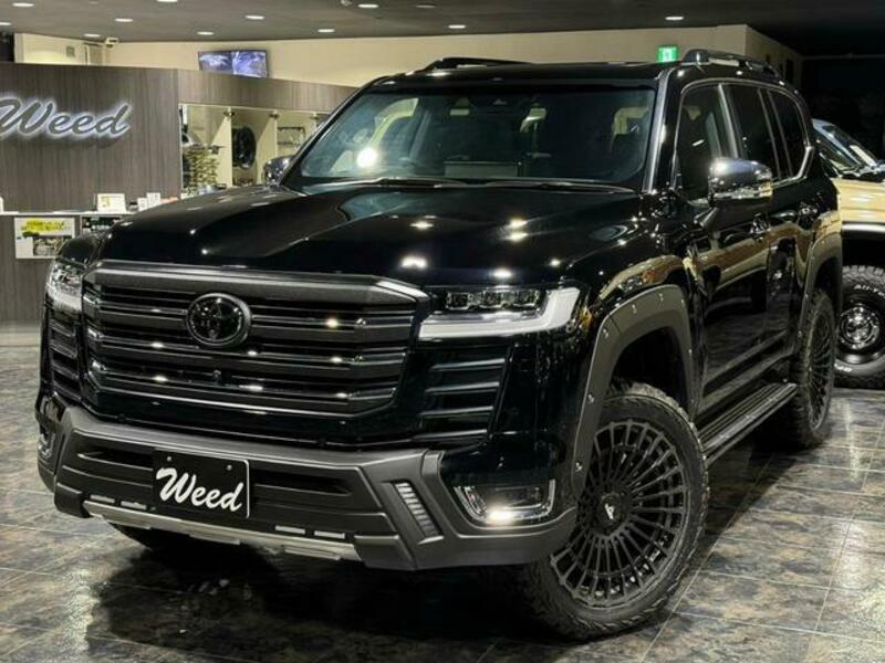 LAND CRUISER