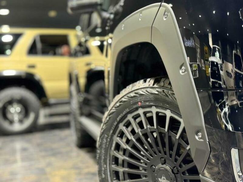 LAND CRUISER