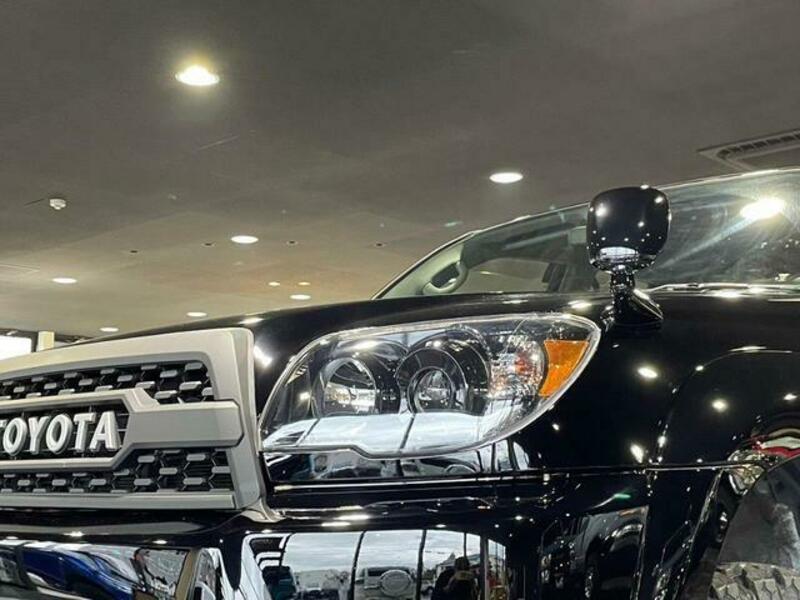 HILUX SURF