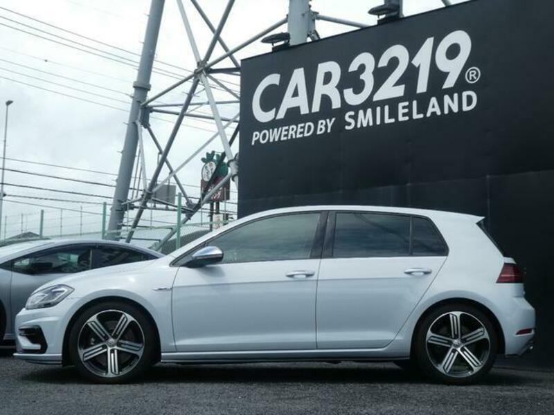 GOLF R
