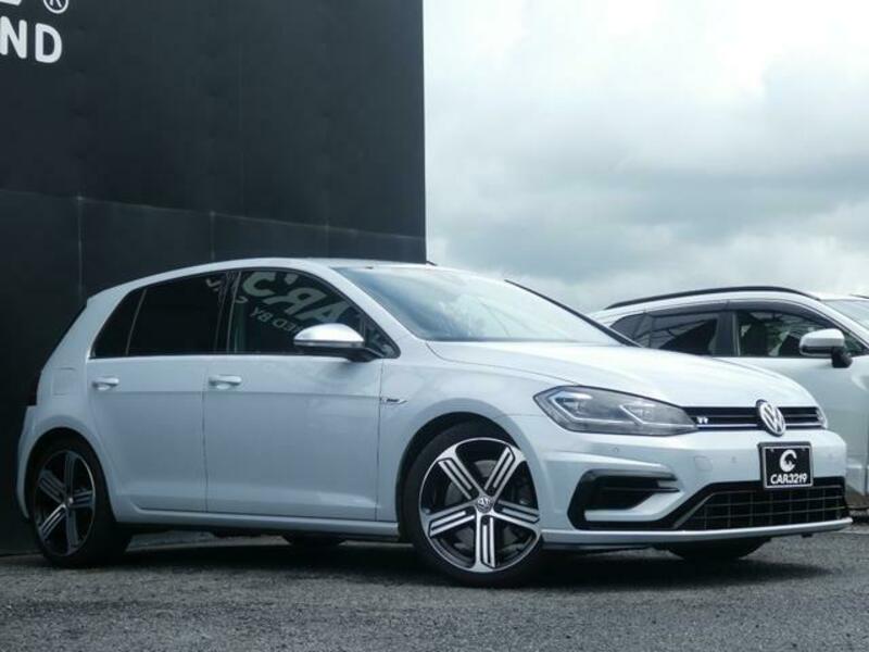 GOLF R