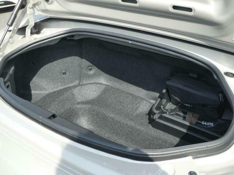 ROADSTER RF
