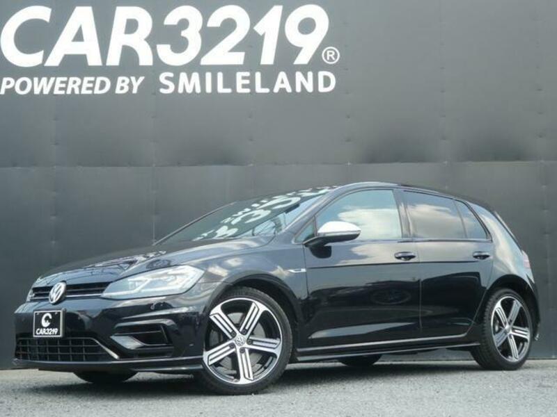 VOLKSWAGEN GOLF R
