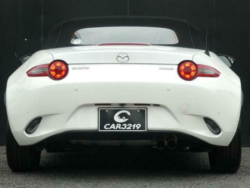 ROADSTER