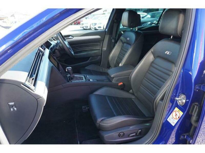 PASSAT VARIANT