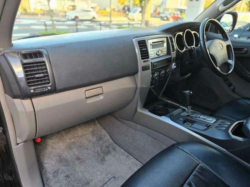 HILUX SURF