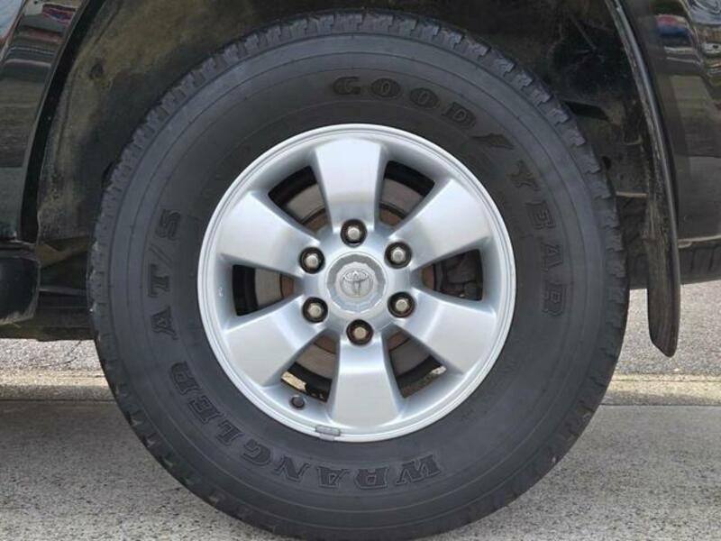 HILUX SURF