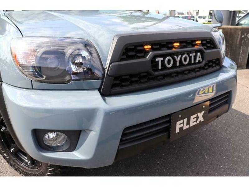 HILUX SURF