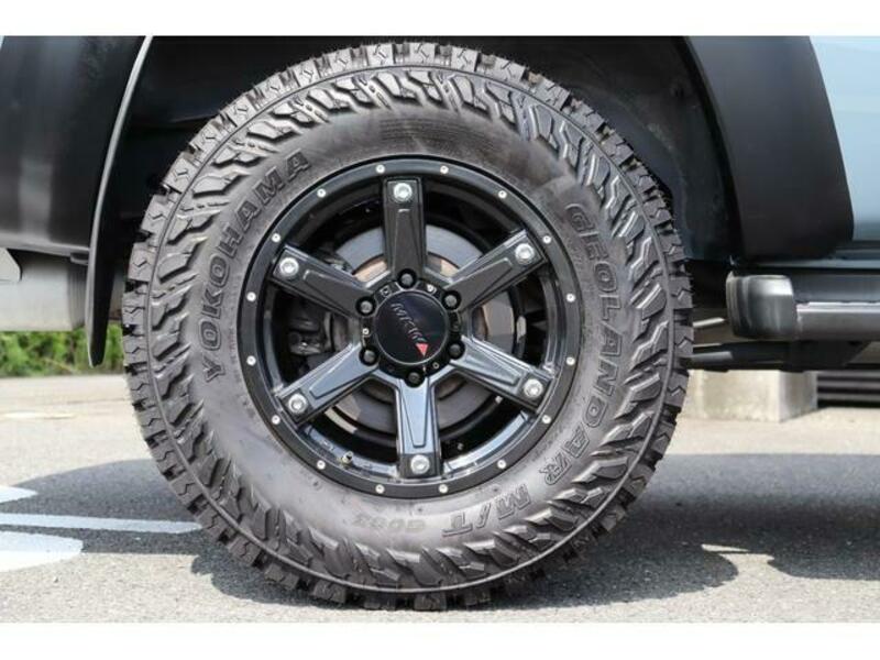 HILUX SURF