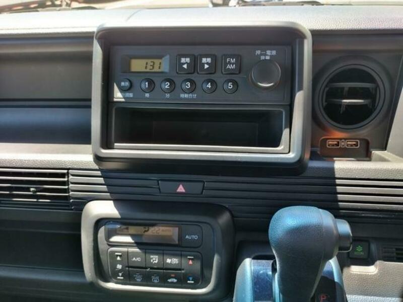 N-VAN