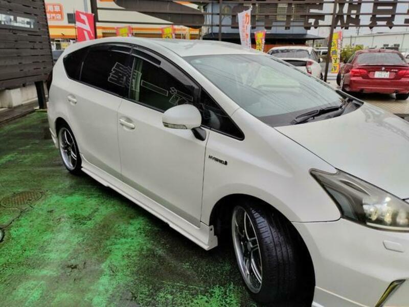 PRIUS ALPHA