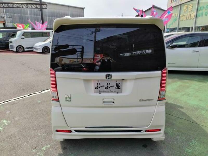 N BOX CUSTOM