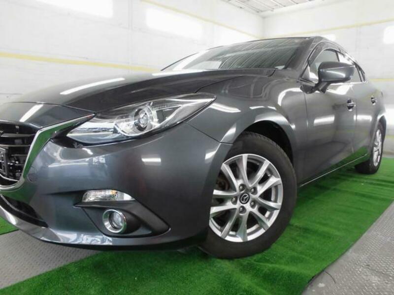MAZDA AXELA