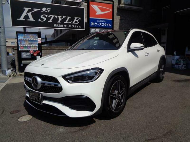 MERCEDES-BENZ GLA CLASS