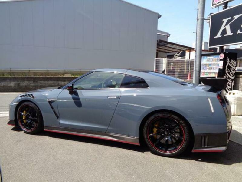 GT-R