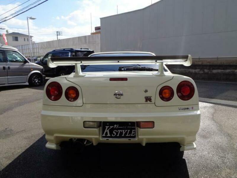SKYLINE