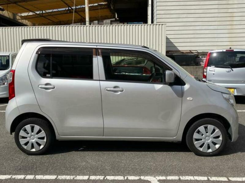 WAGON R