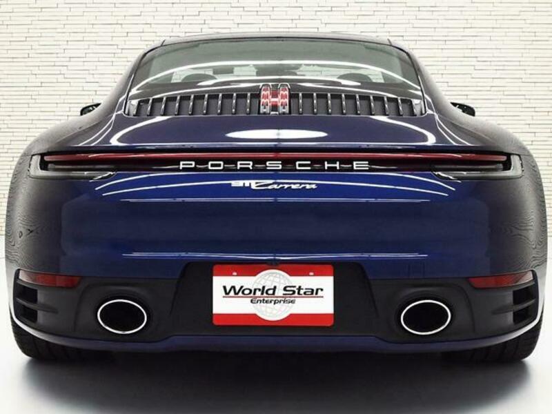 911