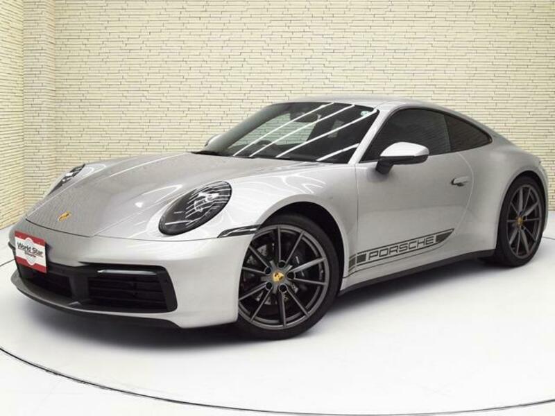 911