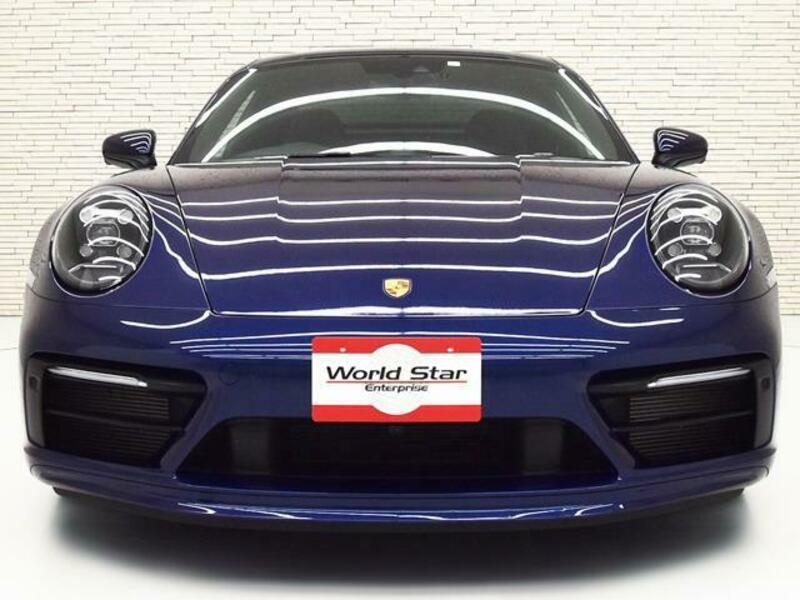 911