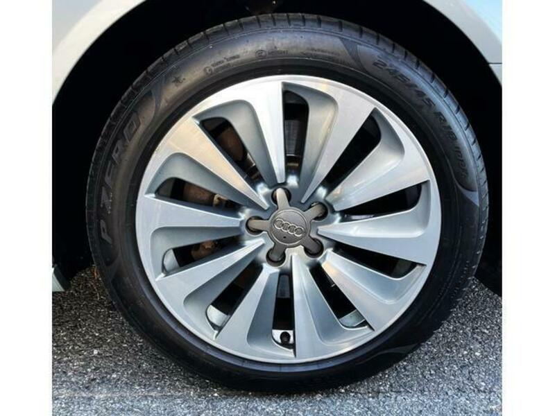 A6 HYBRID