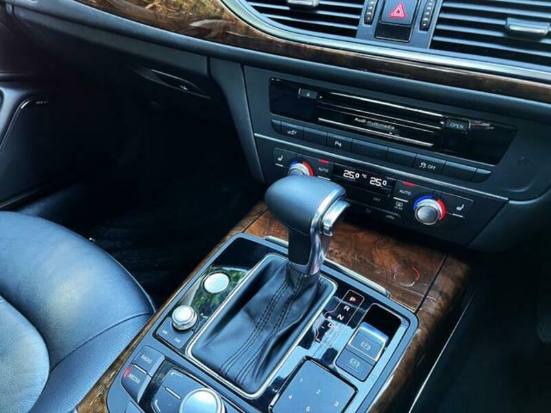 A6 HYBRID