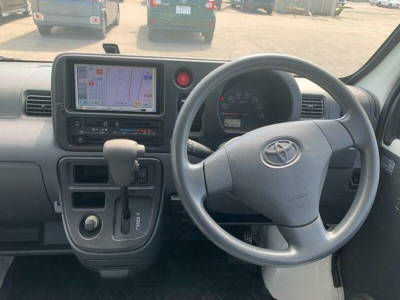 PIXIS VAN