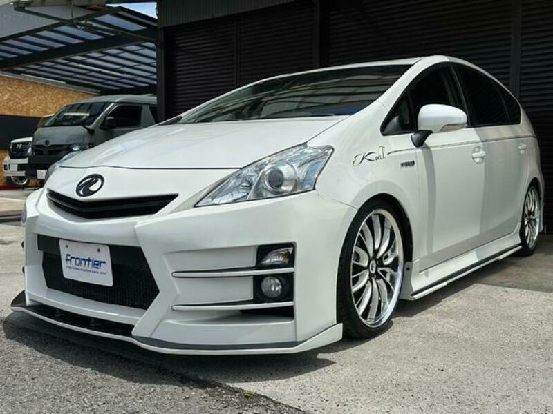 PRIUS ALPHA
