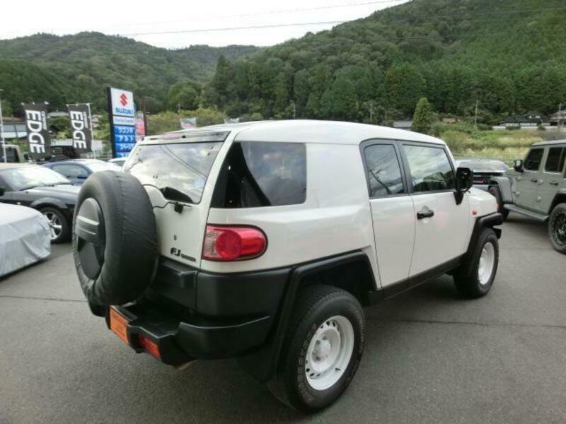 FJ CRUISER