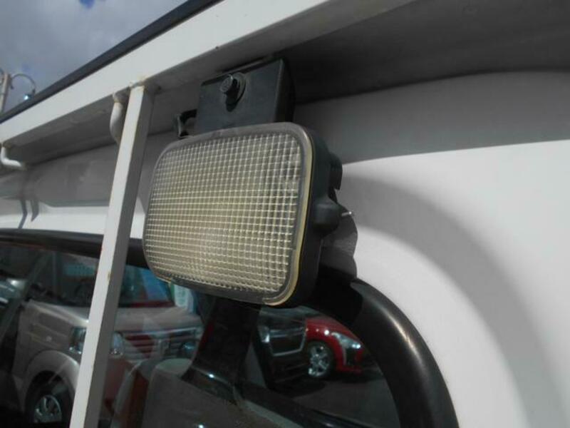 MINICAB TRUCK