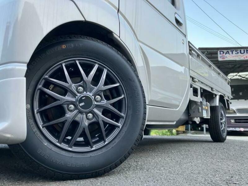 CARRY TRUCK