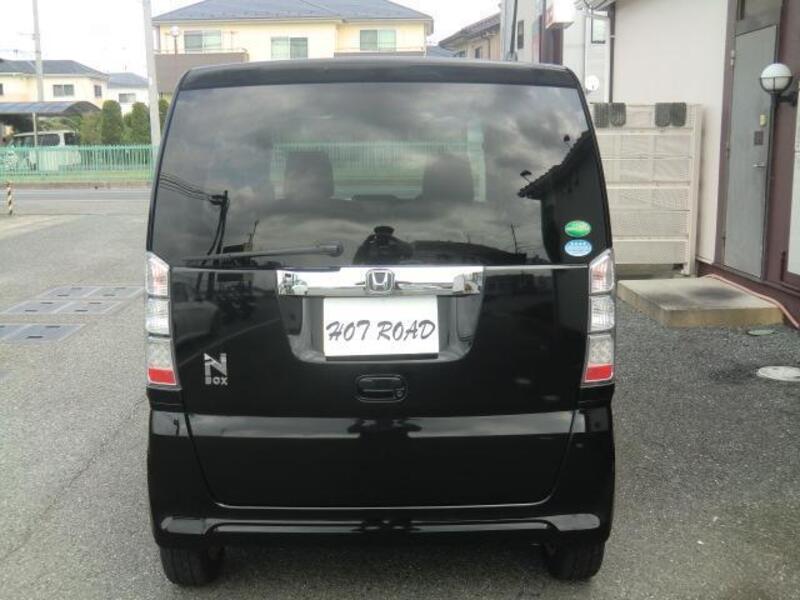 N BOX