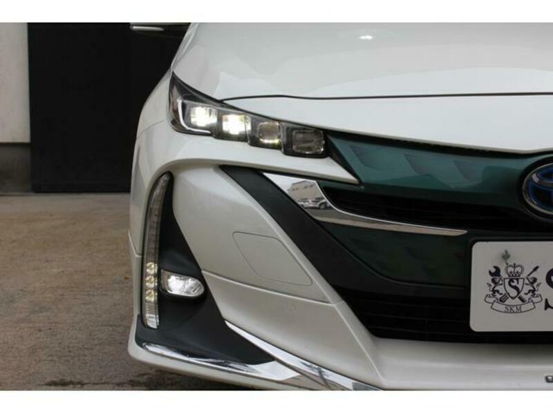 PRIUS PHV