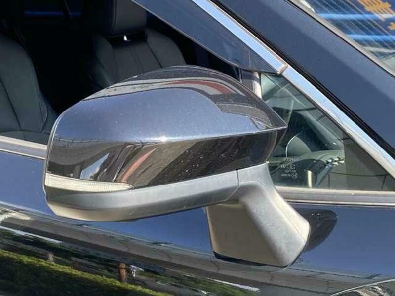 COROLLA CROSS