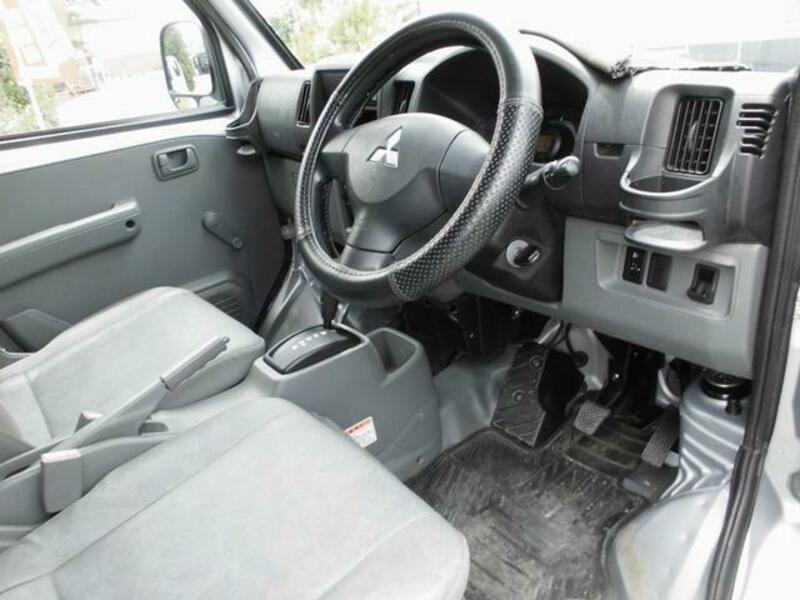 MINICAB MIEV