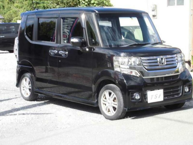 HONDA N BOX CUSTOM